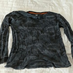 Old Navy camo long sleeved shirt